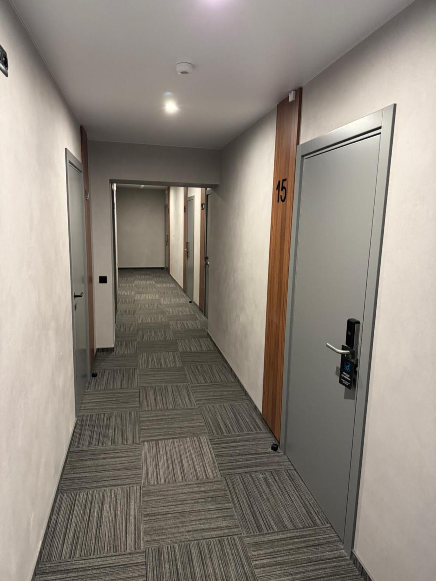 Alir Hotel Zhytomyr Ngoại thất bức ảnh